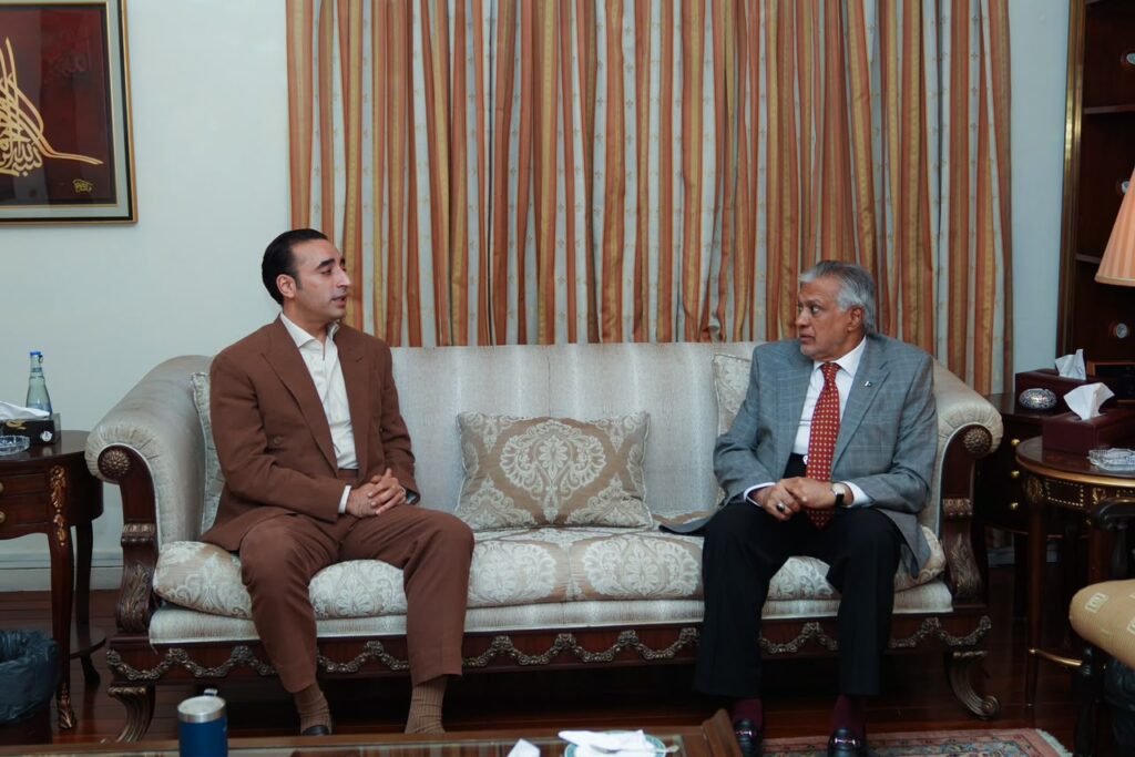 Chairman of the Pakistan Peoples Party, Bilawal Bhutto Zardari, met with Deputy Prime Minister and Foreign Minister Senator Ishaq Dar.